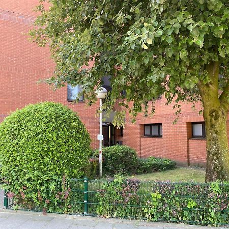 Schoene Wohnung Mit Rheinblick/Duesseldorf/Neuss/Messe 外观 照片