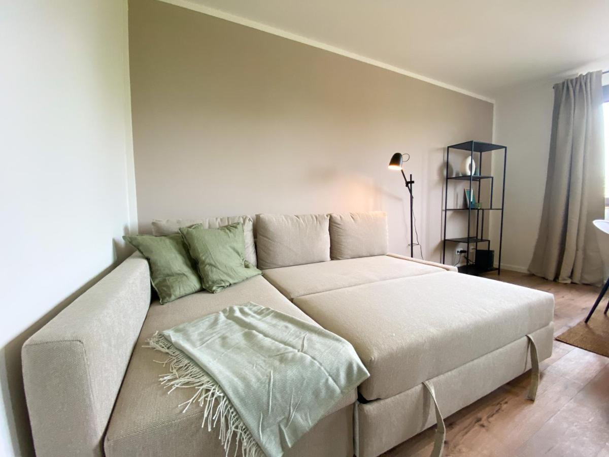 Schoene Wohnung Mit Rheinblick/Duesseldorf/Neuss/Messe 外观 照片
