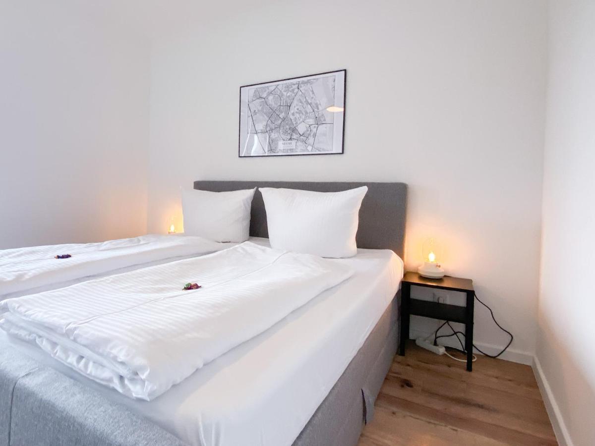 Schoene Wohnung Mit Rheinblick/Duesseldorf/Neuss/Messe 外观 照片
